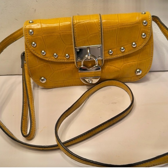 Kathy Van Zeeland faux crocodile bag silver accents key lock crossbody strap - Picture 1 of 16
